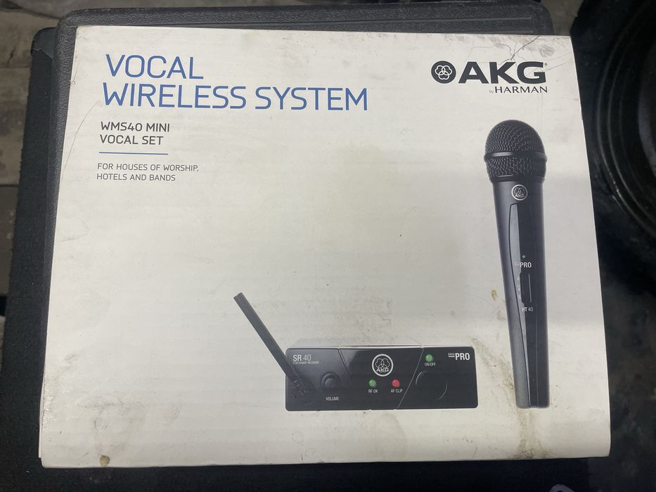 Колонки, саб, микрофон, светомузыка