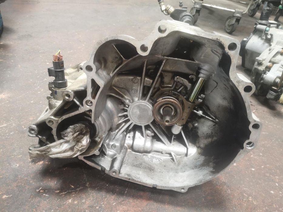 Caixa De Velocidades Nissan Primera Berlina P11