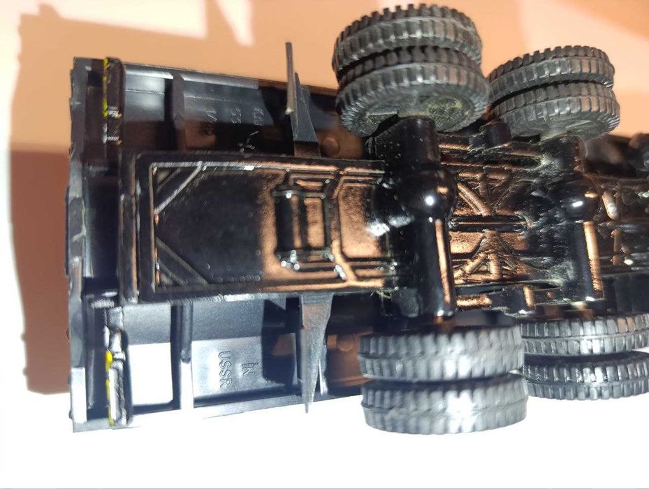 КамАЗ-53212 «Молоко» Масштабная модель грузового автомобиля 1:43
