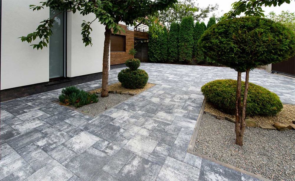 Укладання тротуарної плитки, бруківки недорого