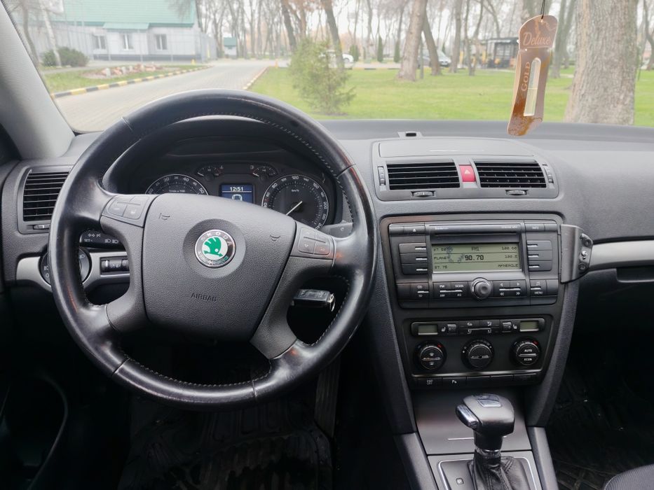 Skoda Octavia A5 Автомат 1.6 бензин. Максимальна комплектація