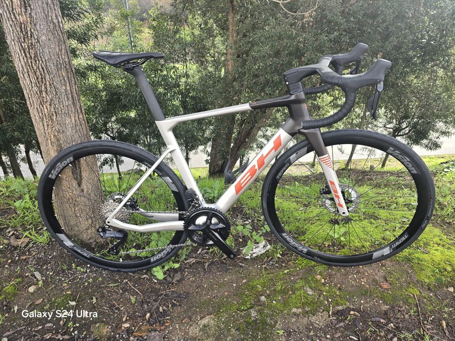 Bh carbono 105di2 guiador integrado