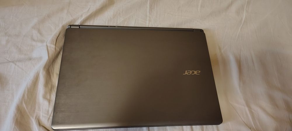 Ноутбук Acer Aspire v5-473g