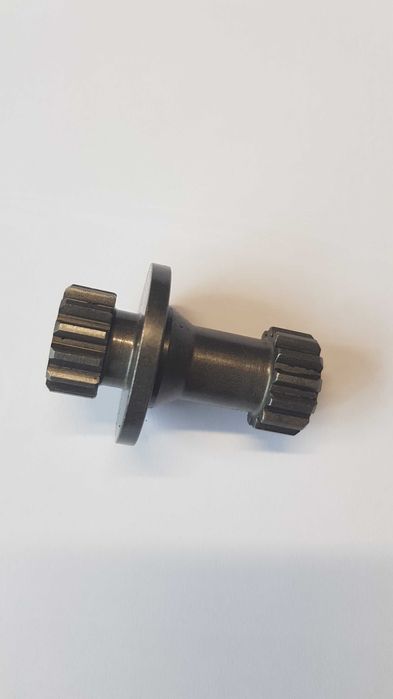 Wałek zębaty łącznika kompresora JCB Fastrac org.