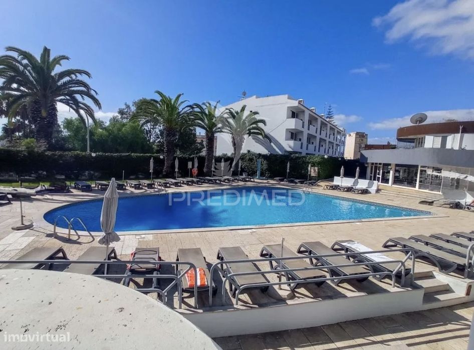 Apartamento T0 com Terraço e Vista Piscina – Luna Club Oceano, Albu...