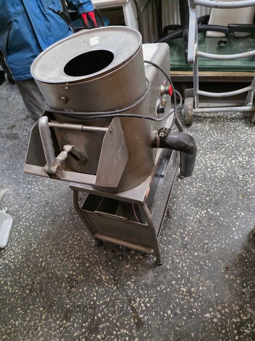 Maszyna do obierania ziemniaków