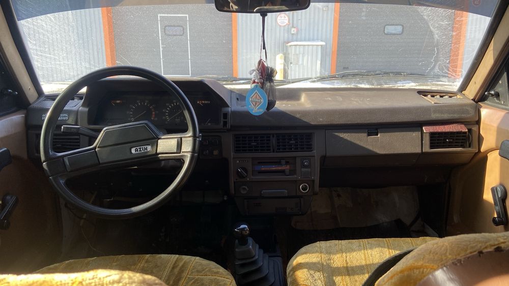 Москвич 2141.