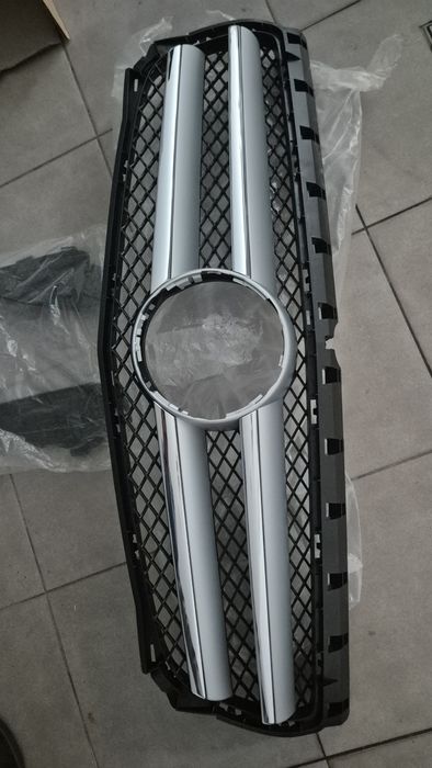 Grelha frontal - Mercedes Classe B