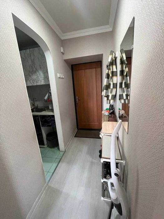 Продам гостинку с удобствами на Одесской