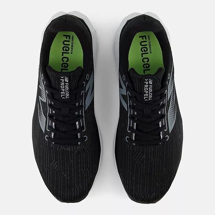 Оригінал! Р: 40.5; 46.5 Бігові кросівки New Balance Propel V5