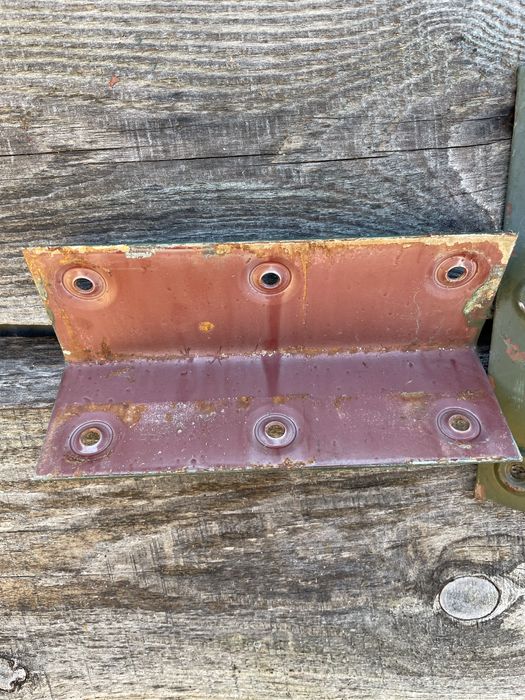 защелки (защіпки) завесы железные для ящиков, ульев