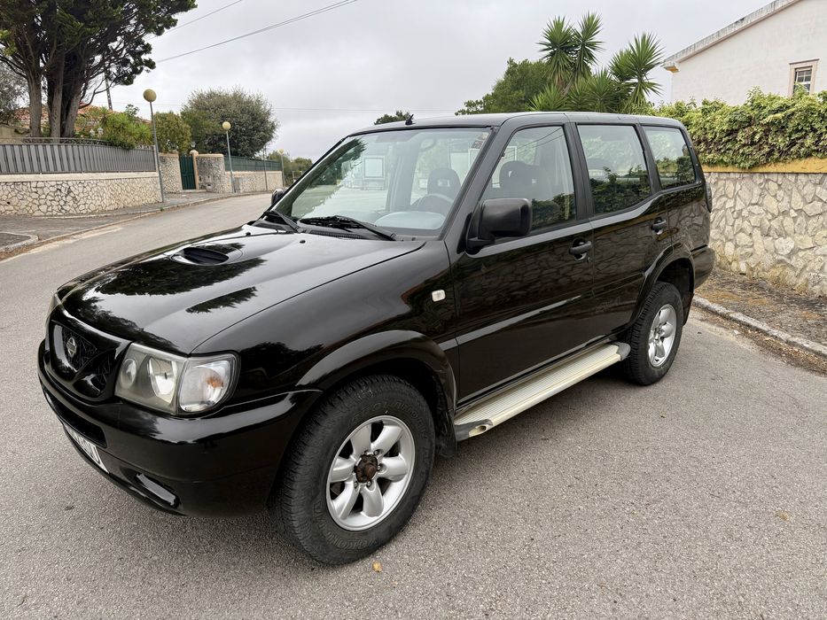 Nissan Terrano II 2.7 TD | 7 Lugares | 2000