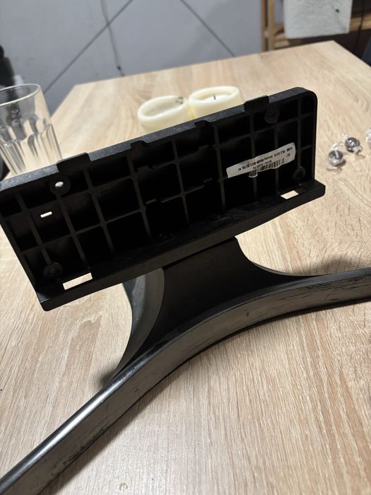 Stopa noga podstawa uchwyt od samsunga ue55j6300 plus sruby