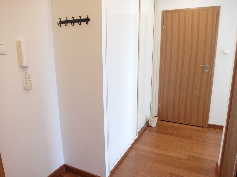 2 pokoje, Fieldorfa Nila, garaż, komórka!