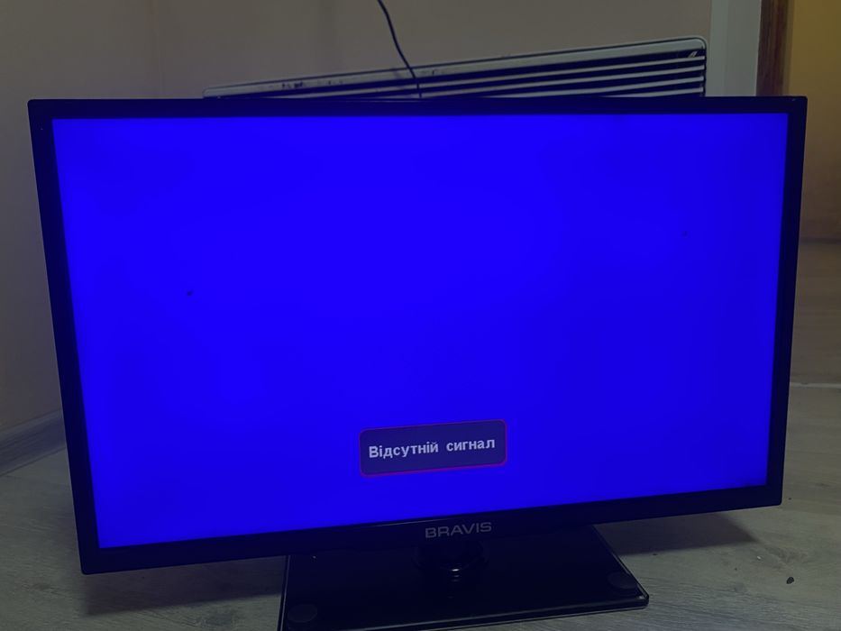 телевизор bravis