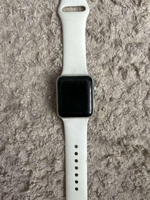 Продам apple watch 3 38мм