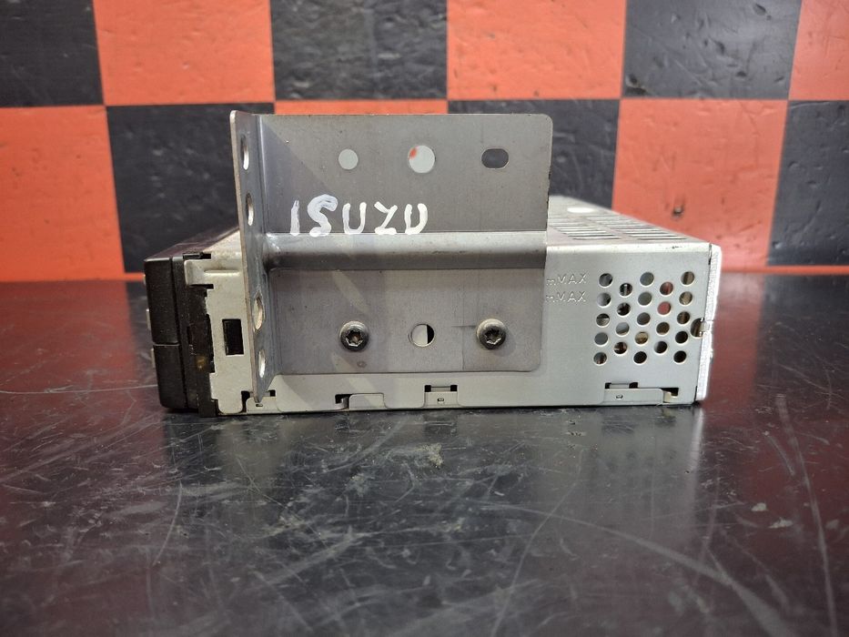 Rádio / auto-rádio ISUZU ELF Chassis (NKR8_, NKQ8_)
