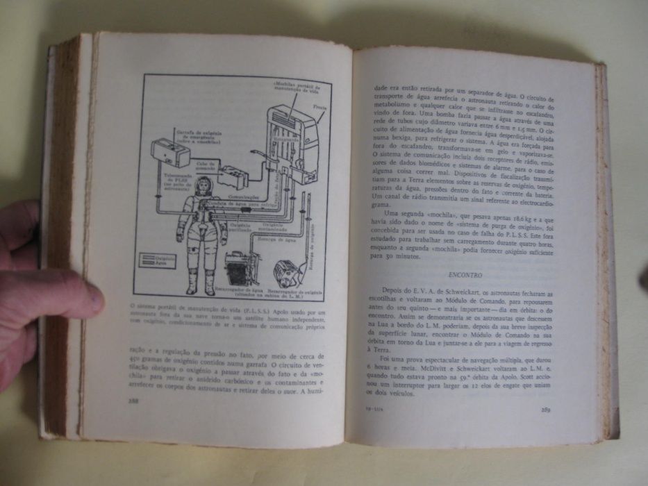Chegámos à Lua de John Noble Wilford