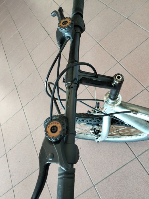 Bicicleta tenho em bons condições