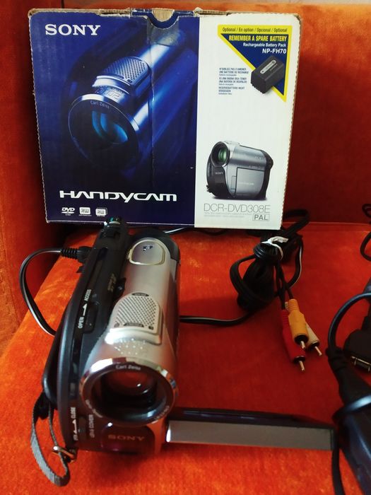 Відеокамера Sony DCR-DVD308E