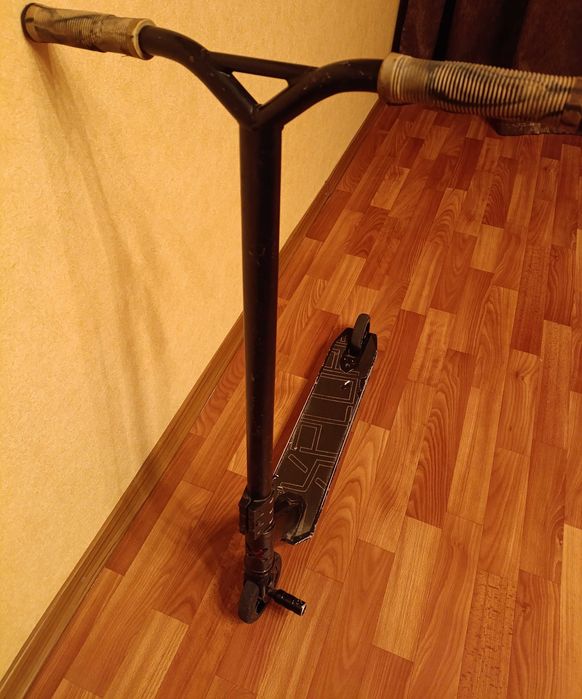 Самокат трюковий EXPLORE