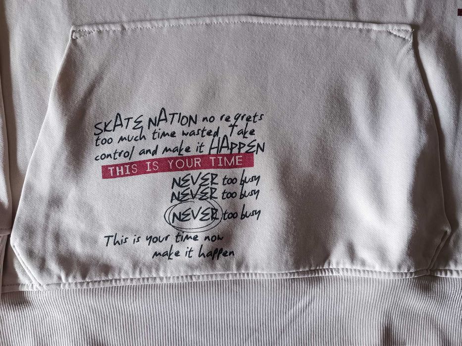 Sweat com capuz C&A, tamanho 158/164cm – 13/14 anos