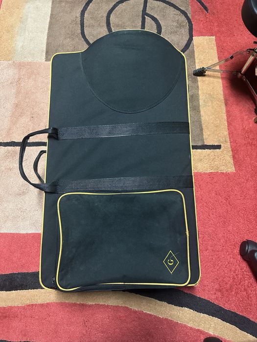 Bombardino Marca G  Modelo EP160703 Dourado, 4 Pistões  estojo e bocal