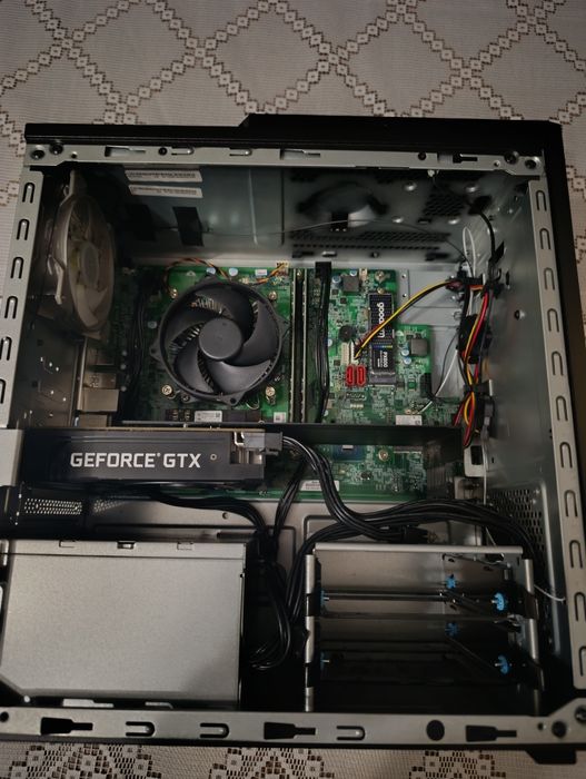 Komputer stacjonarny Acer Nitro n50-640