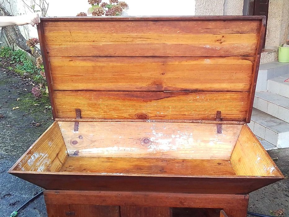 Masseira de pão antiga