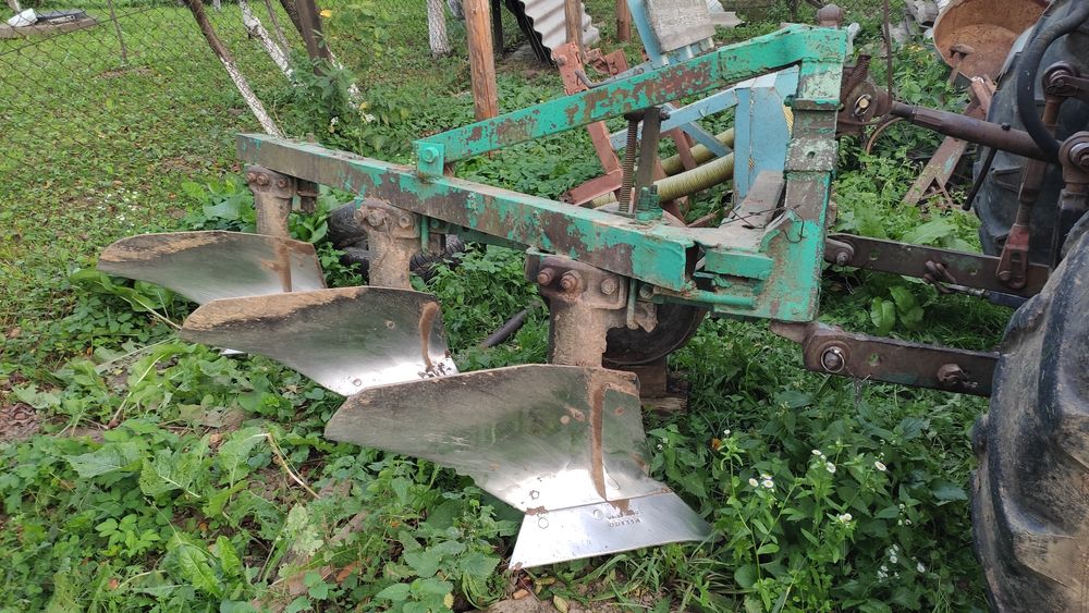 Продам Плуг плн 3 - 35