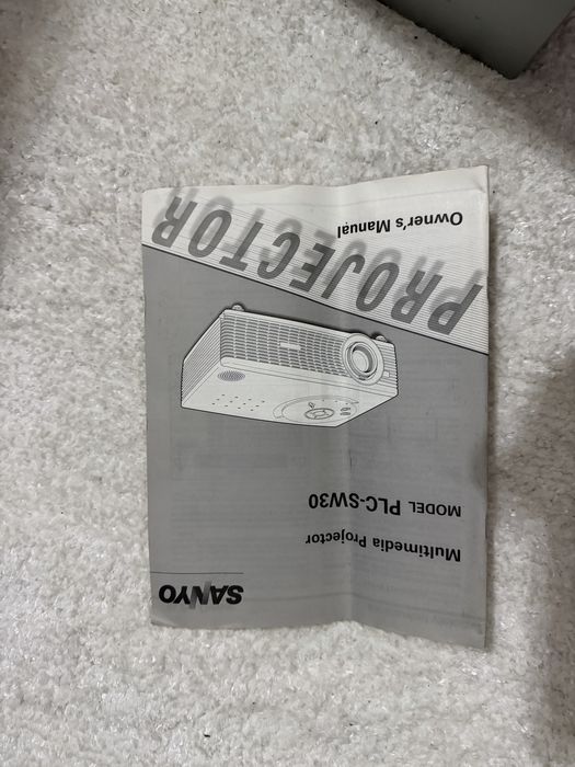 Projector Sanyo PLC Sw30
