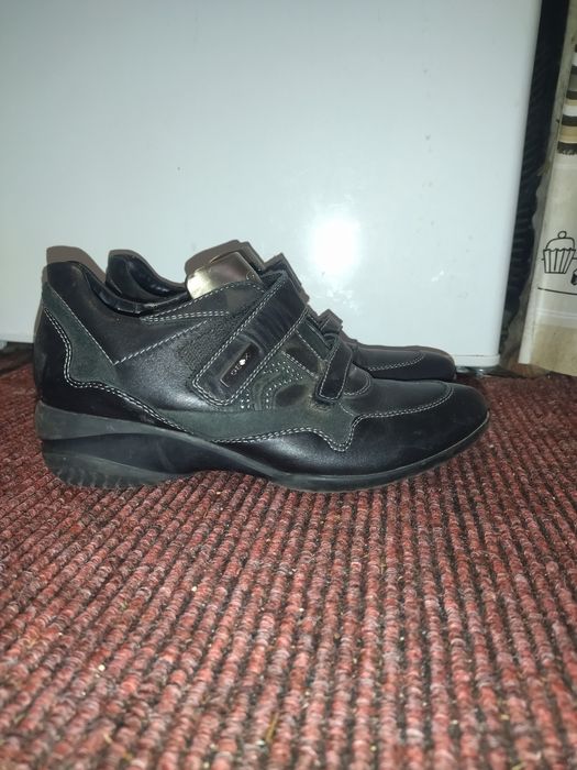 Віддам безкоштовно туфлі 37 розмір