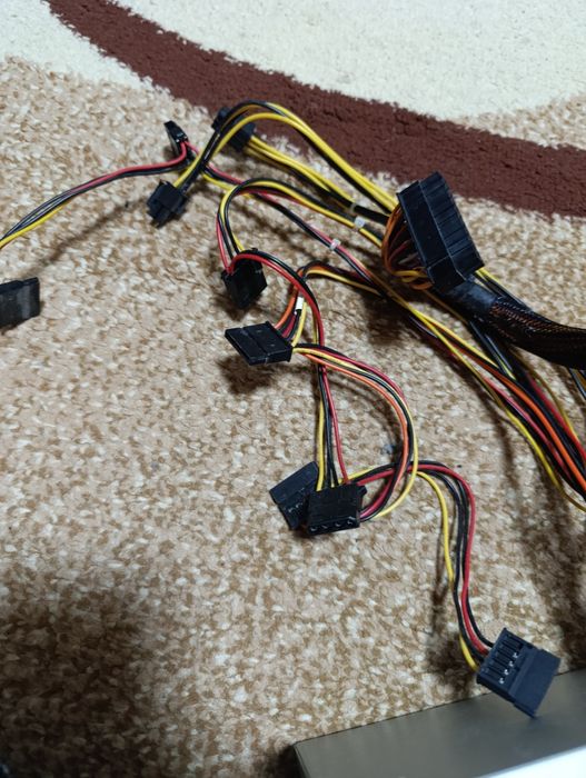 Блок питания на 460 ватт