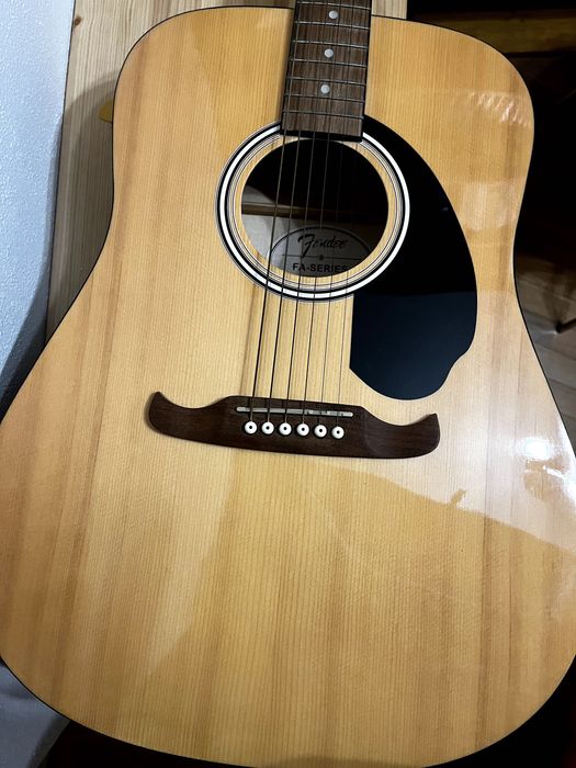 Guitarra Acustica Fender FA-125