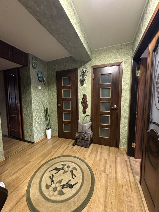 Продаж 2 кім кВ в Озерному