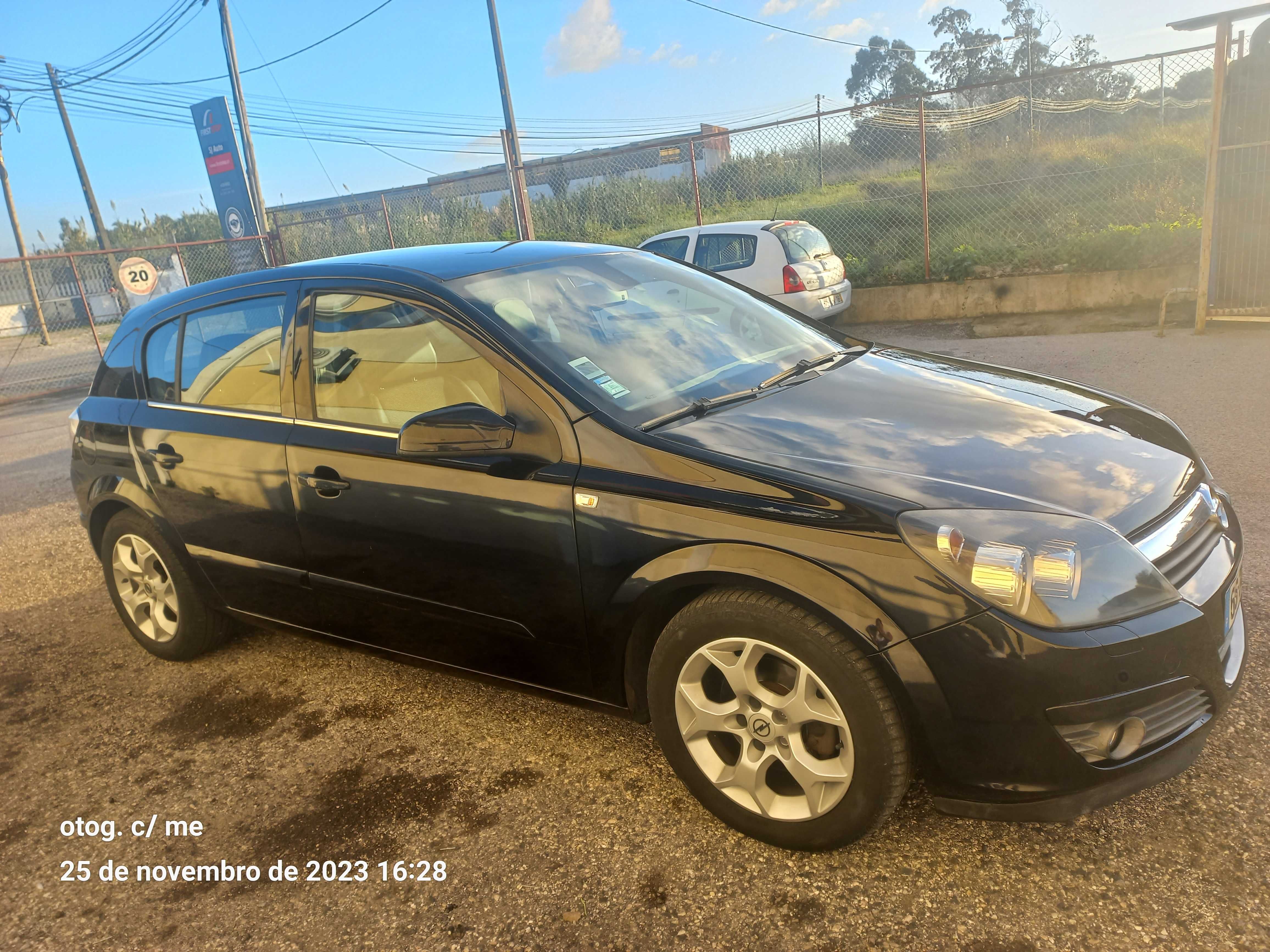 Smart ForFour 1.0 AC COOL :: Citadino :: Stand Domingues