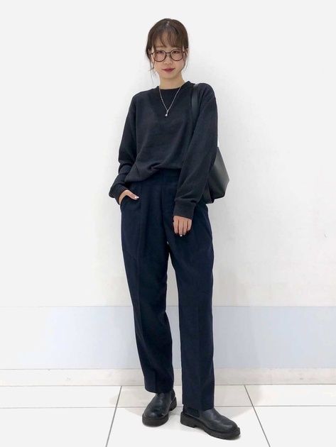 UNIQLO  штани зима р.S.  Темно синій  штани для зими. 20 %wool.