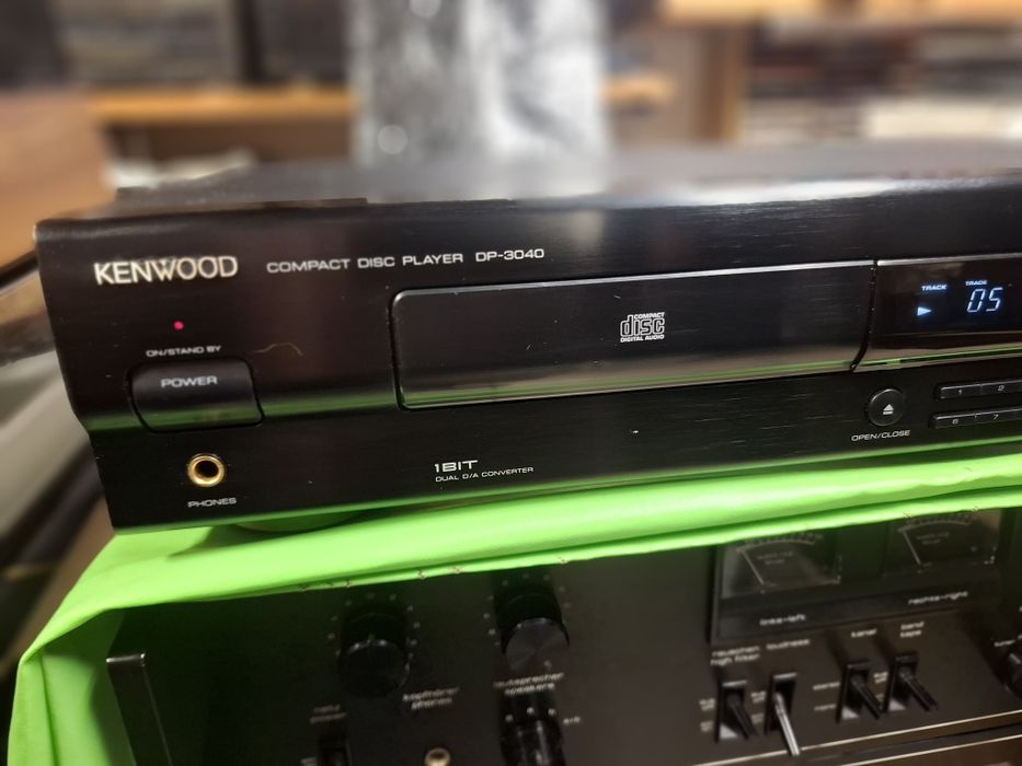Cd Kenwood DP-3040