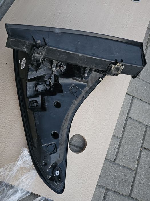 Oryginalna lampa tylna Renault Espace V
