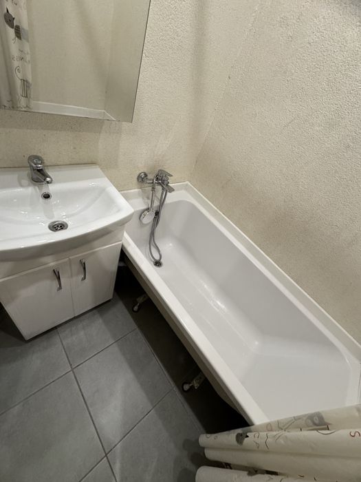 Продается 2 к квартира, ул. Высокольтная ,28 район Дафи