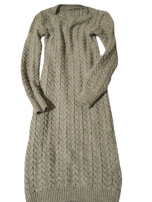 Тепла стильна сукня