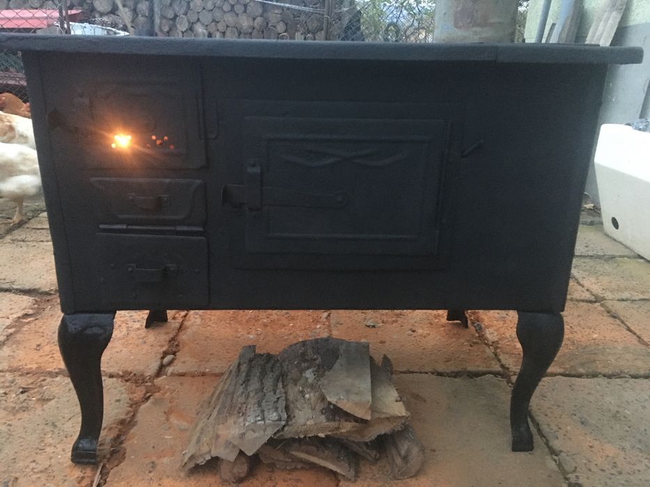 Дровяна варильна піч кухня отопительно варочная буржуйка шпор дров'яна