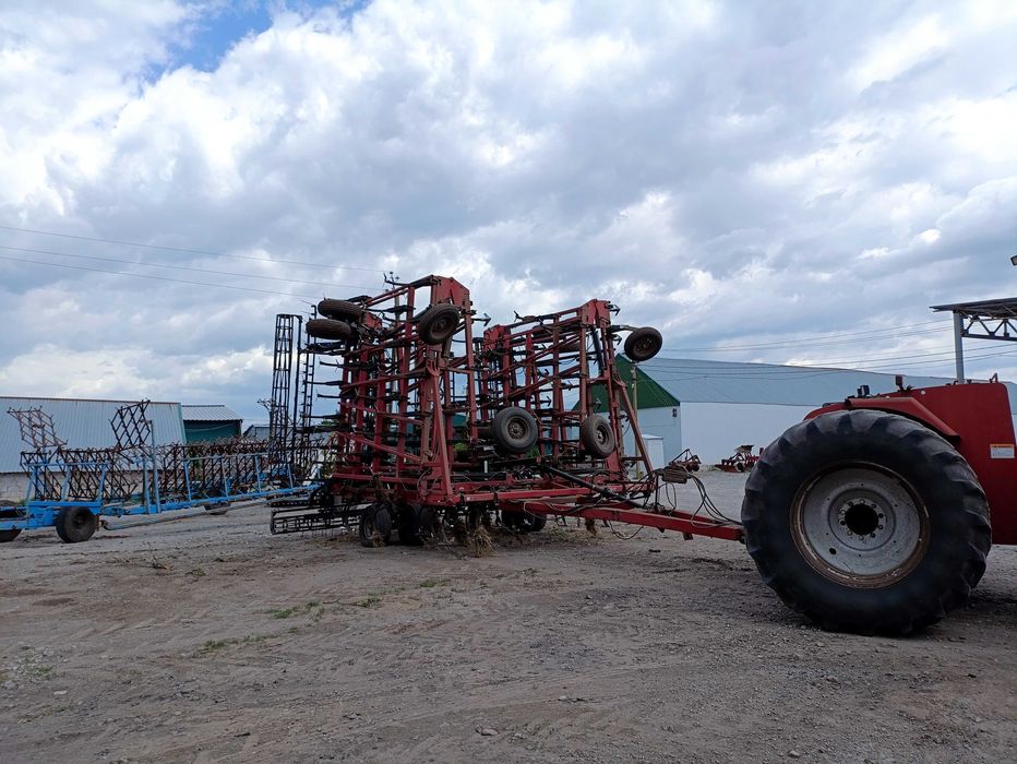 Культиватор Case IH TM