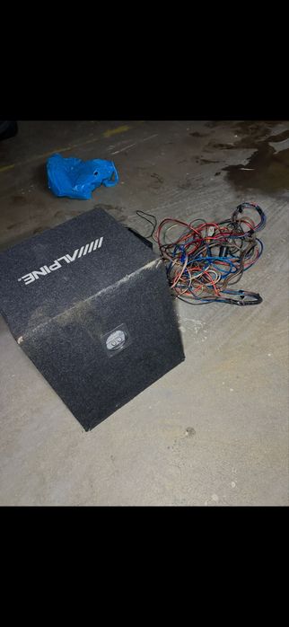 Subwoofer + Amplificador Alpine (Sistema de som para carro)