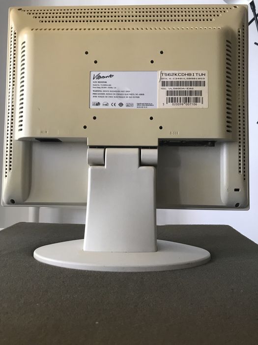 Monitor / Flat Screen Vibrant (M. B. Conditions)64283970247043121
