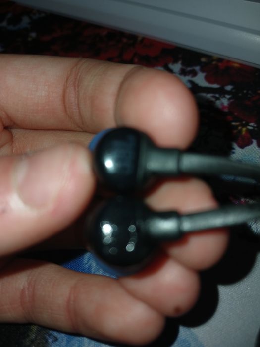 Навушники JBL безпровідні