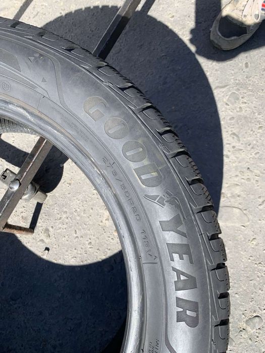 Шини 275/50 R20 пара Goodyear 7,7мм зима