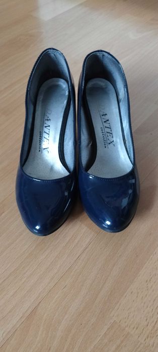 Buty damskie granatowe