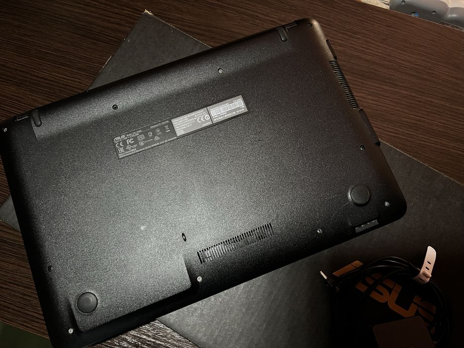 Ноутбук ASUS X540L | 15.6" | i3| HHD 500GB | Готовий до роботи