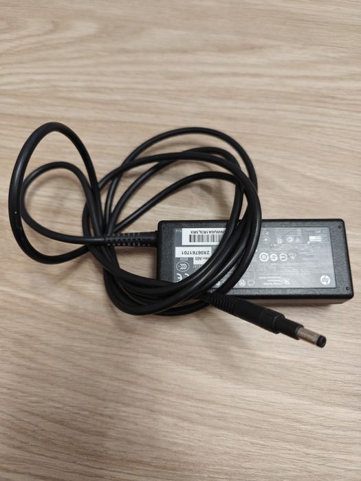 Oryginalny zasilacz ŁADOWARKA HP 65W 19.5V 3.33A wtyk 7.4-5.0